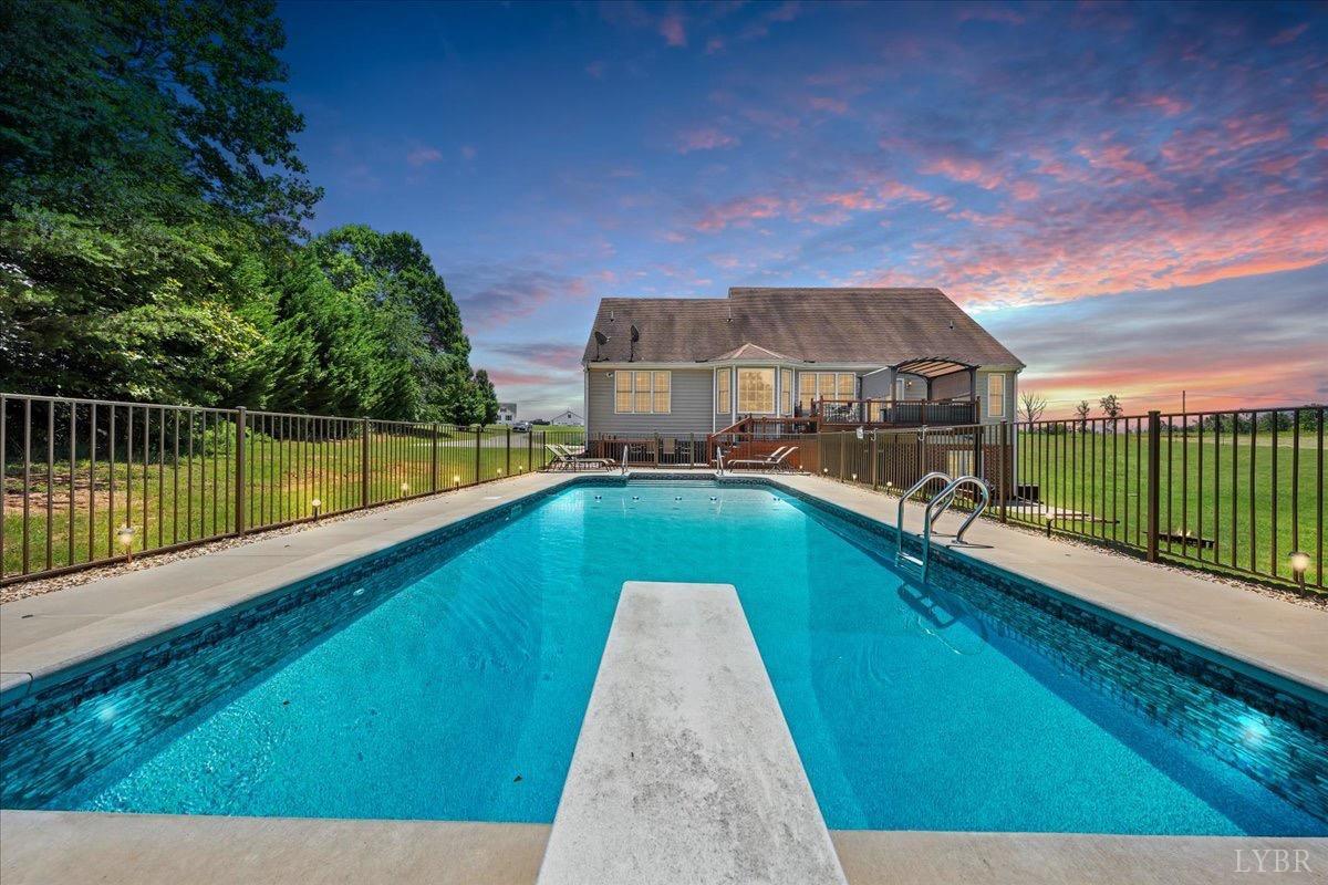 2571 Headens Bridge Road Bedford, VA 24523 - Photo 2 of 98 Gallery Image 2