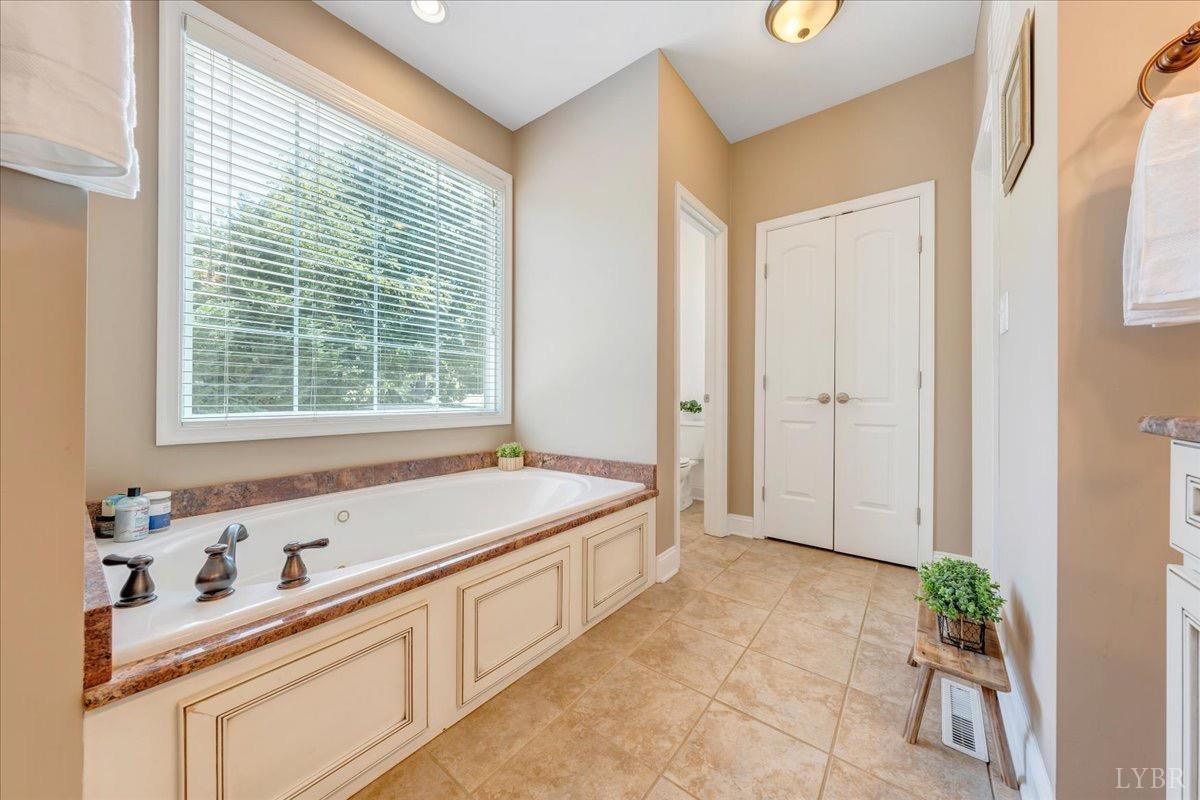 2571 Headens Bridge Road Bedford, VA 24523 - Photo 30 of 98 Gallery Image 30