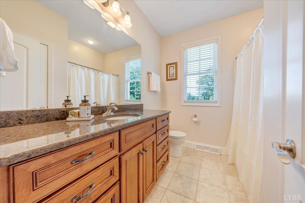 2571 Headens Bridge Road Bedford, VA 24523 - Photo 36 of 98 Gallery Image 36