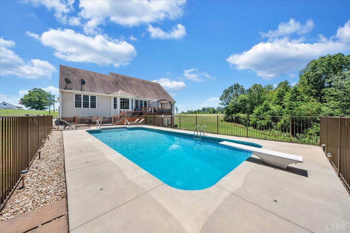 2571 Headens Bridge Road Bedford, VA 24523 - Photo 64 of 98 Gallery Image 64