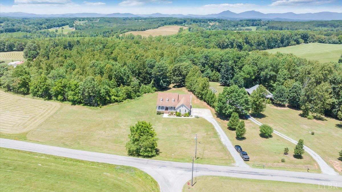 2571 Headens Bridge Road Bedford, VA 24523 - Photo 94 of 98 Gallery Image 94