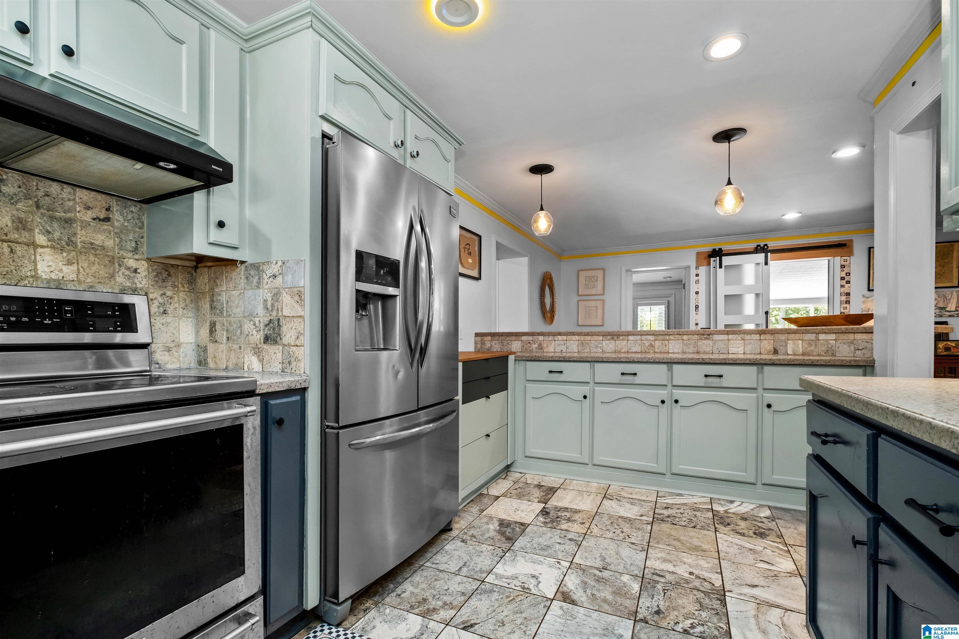 3965 South Shades Crest Road Hoover, AL 35244 - Photo 17 of 70 Gallery Image 17