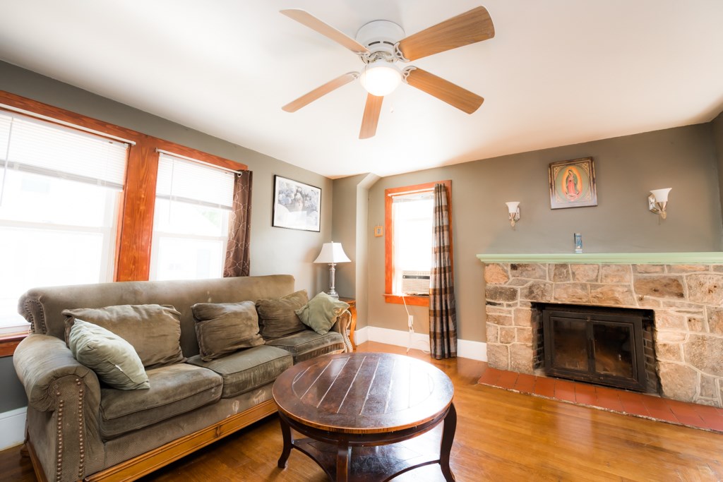 183 Transit Street Woonsocket, RI 02895 - Photo 3 of 20 Gallery Image 3
