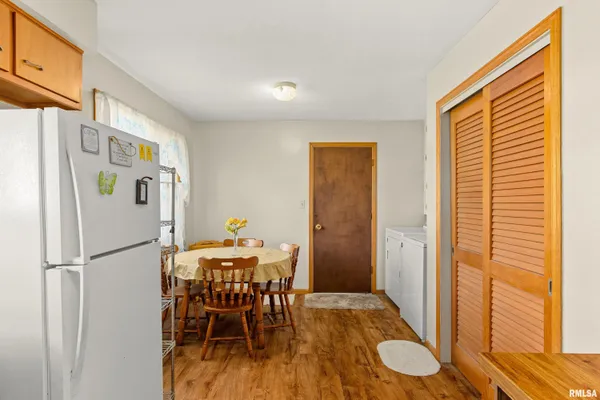 $140,000 | 5511 Everett McKinley Dirksen Parkway, Peoria, IL 61607