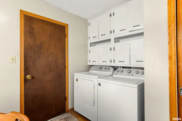$140,000 | 5511 Everett McKinley Dirksen Parkway, Peoria, IL 61607
