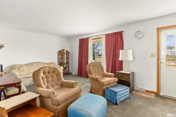 $140,000 | 5511 Everett McKinley Dirksen Parkway, Peoria, IL 61607