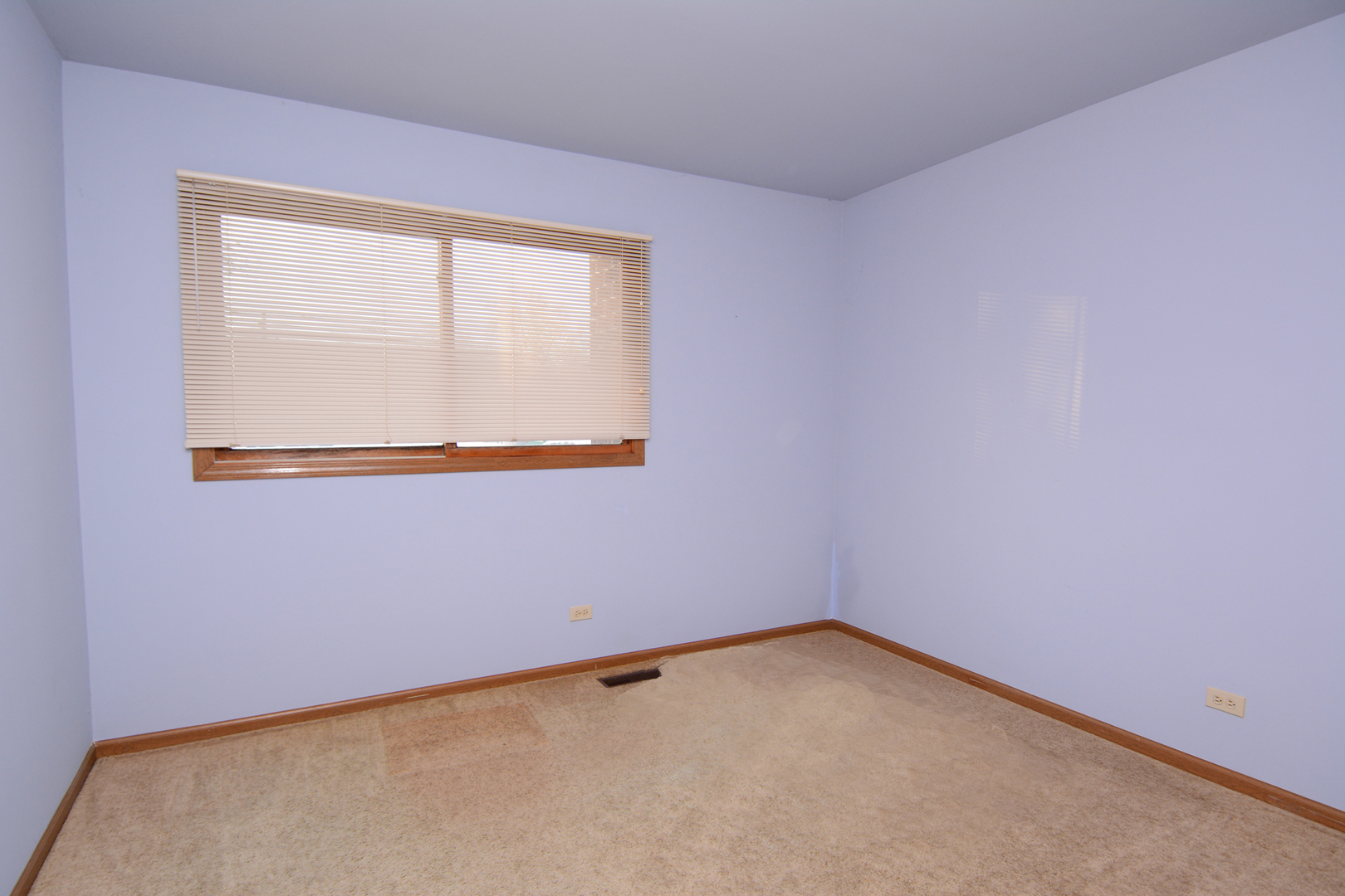 402 Heine Avenue, Unit 402 Elgin, IL 60123 - Photo 11 of 16