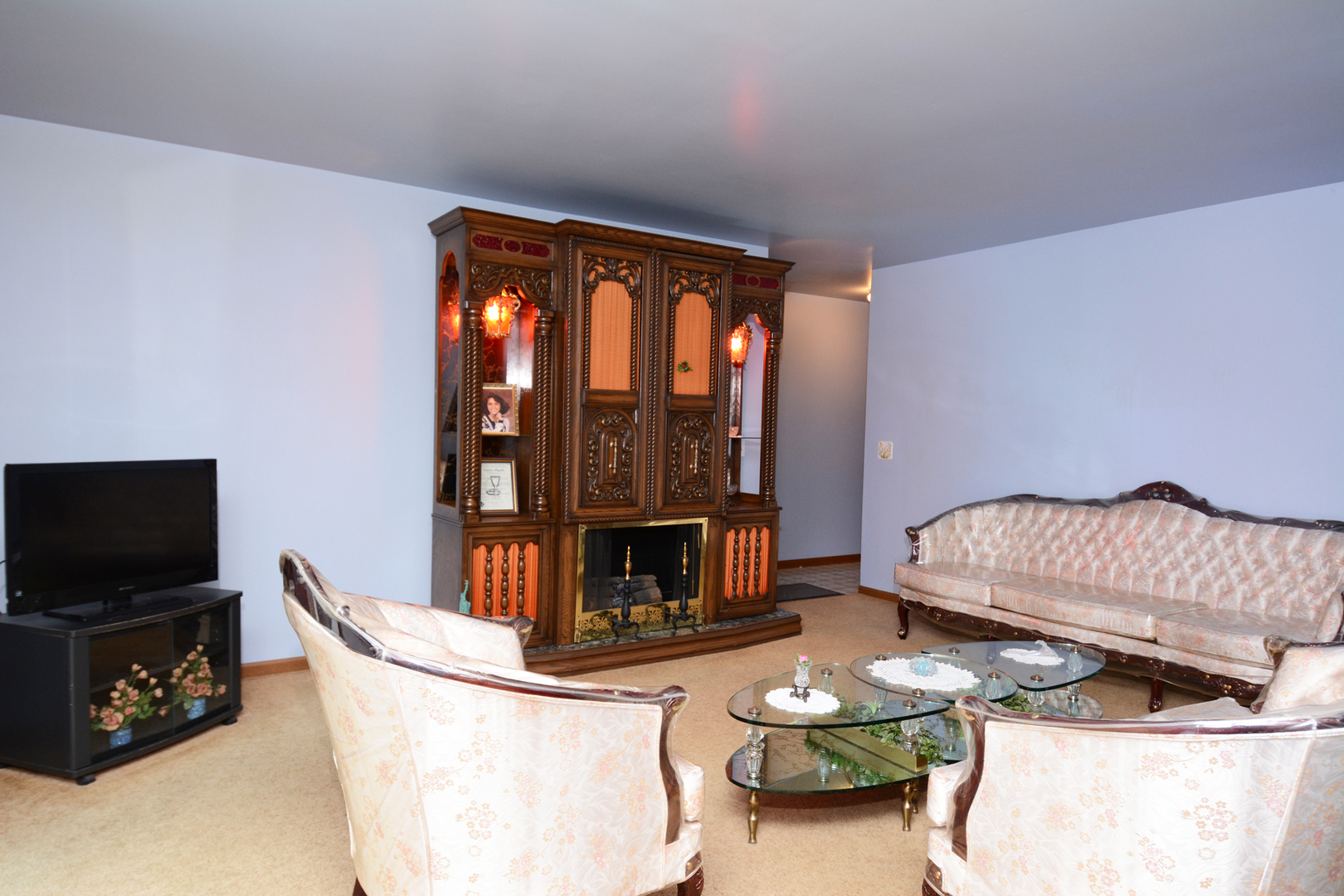 402 Heine Avenue, Unit 402 Elgin, IL 60123 - Photo 6 of 16
