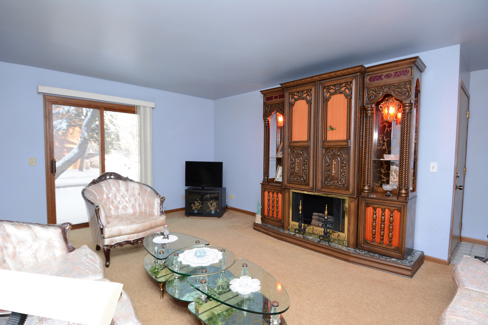 402 Heine Avenue, Unit 402 Elgin, IL 60123 - Photo 8 of 16