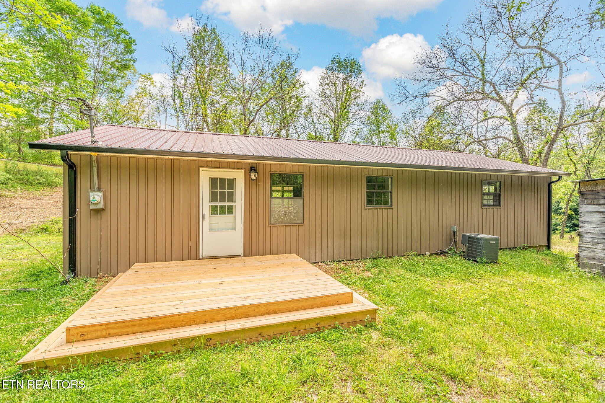 122 Cove Hollow Road La Follette, TN 37766 - Photo 12 of 58 Gallery Image 12