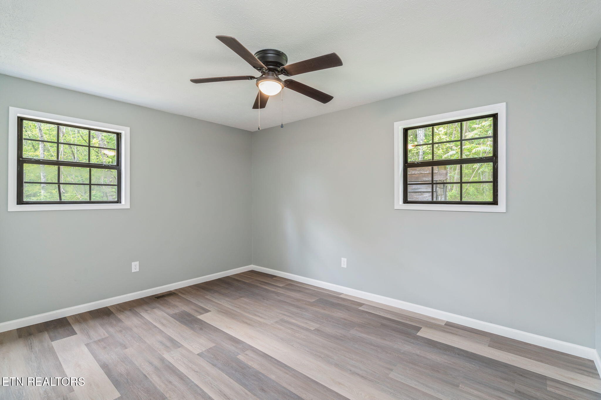 122 Cove Hollow Road La Follette, TN 37766 - Photo 36 of 58 Gallery Image 36