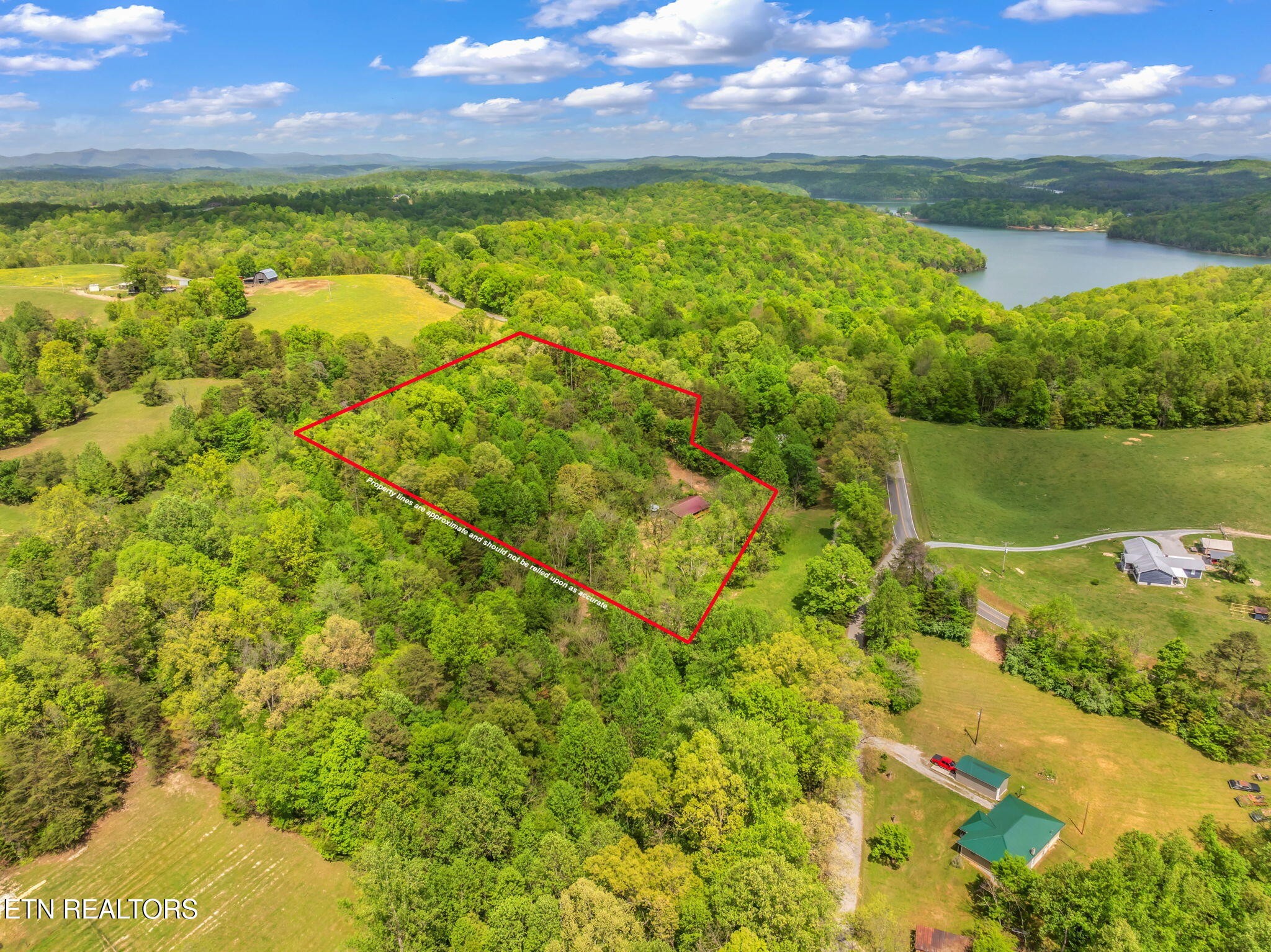 122 Cove Hollow Road La Follette, TN 37766 - Photo 43 of 58 Gallery Image 43