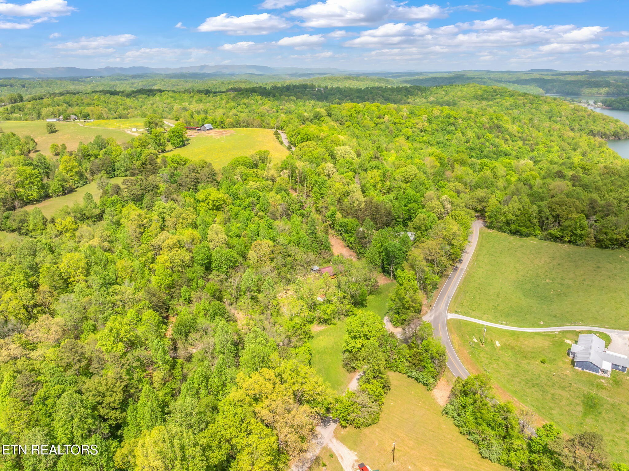 122 Cove Hollow Road La Follette, TN 37766 - Photo 45 of 58 Gallery Image 45