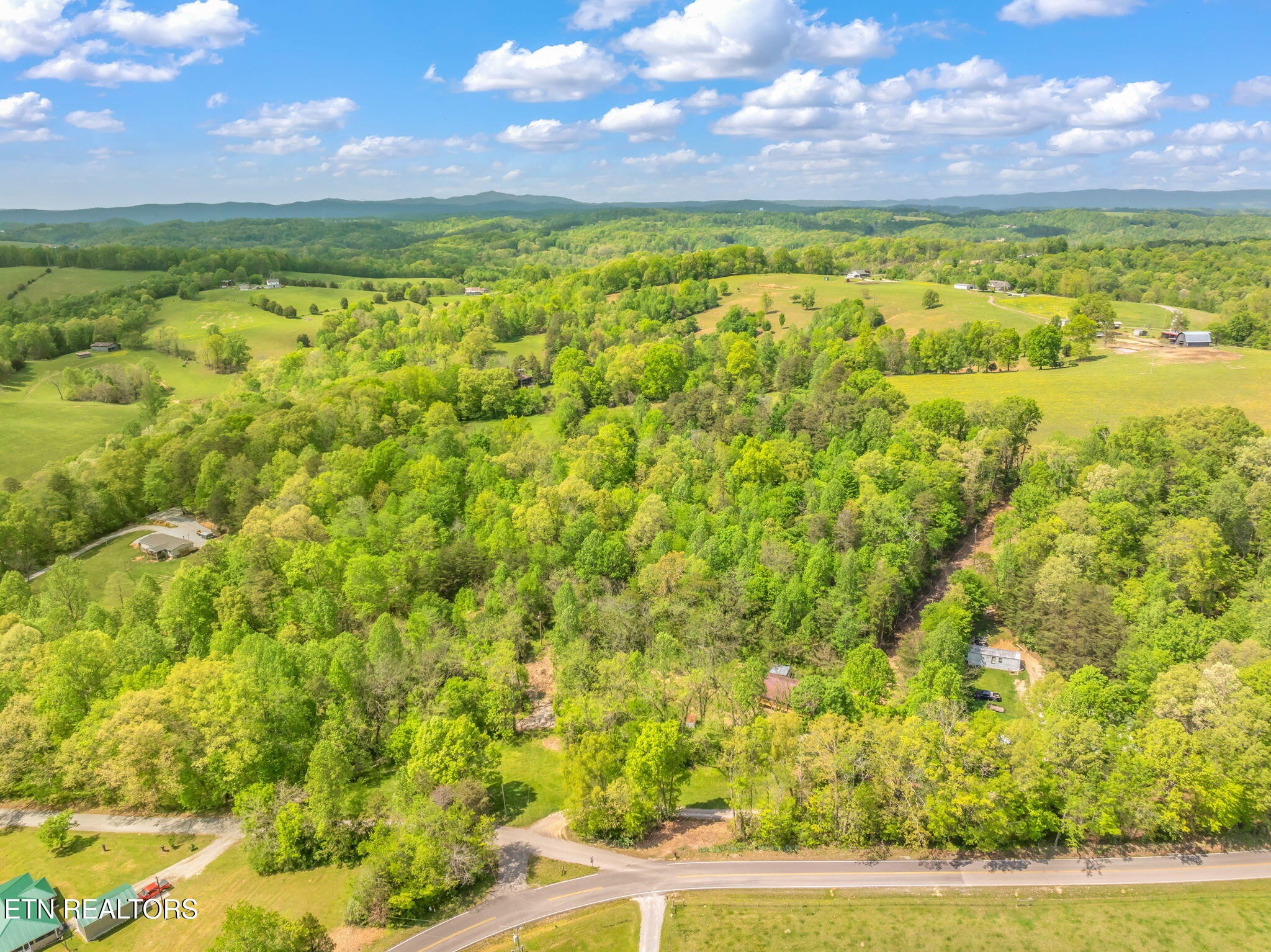 122 Cove Hollow Road La Follette, TN 37766 - Photo 48 of 58 Gallery Image 48