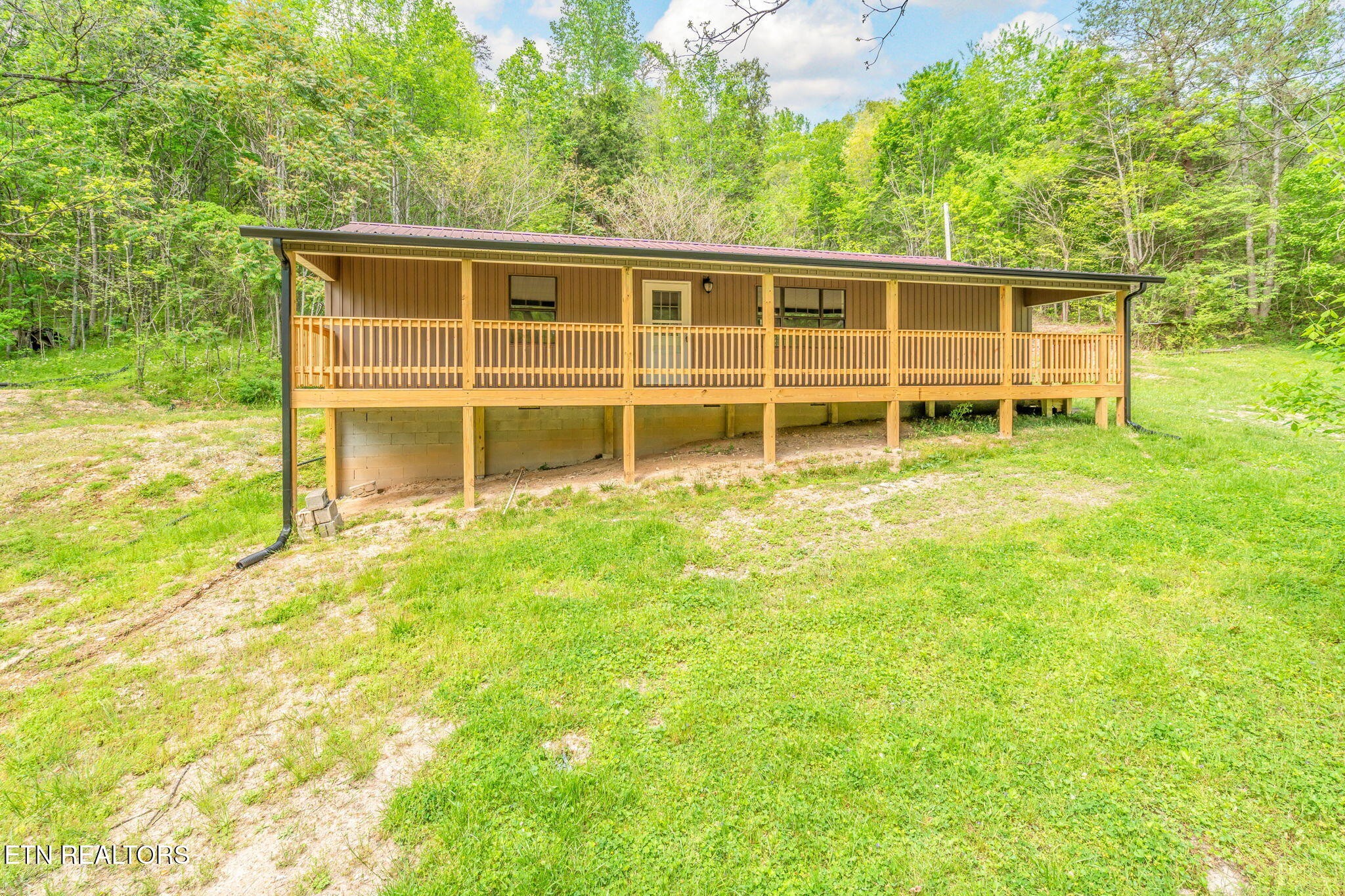 122 Cove Hollow Road La Follette, TN 37766 - Photo 6 of 58 Gallery Image 6
