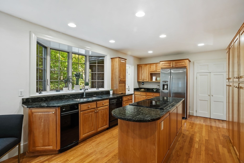 655 Centre Street Newton, MA 02458 - Photo 13 of 40 Gallery Image 13