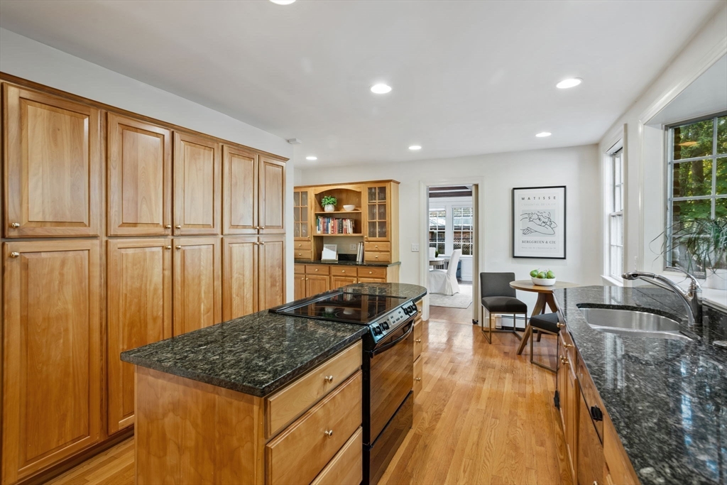655 Centre Street Newton, MA 02458 - Photo 15 of 40 Gallery Image 15