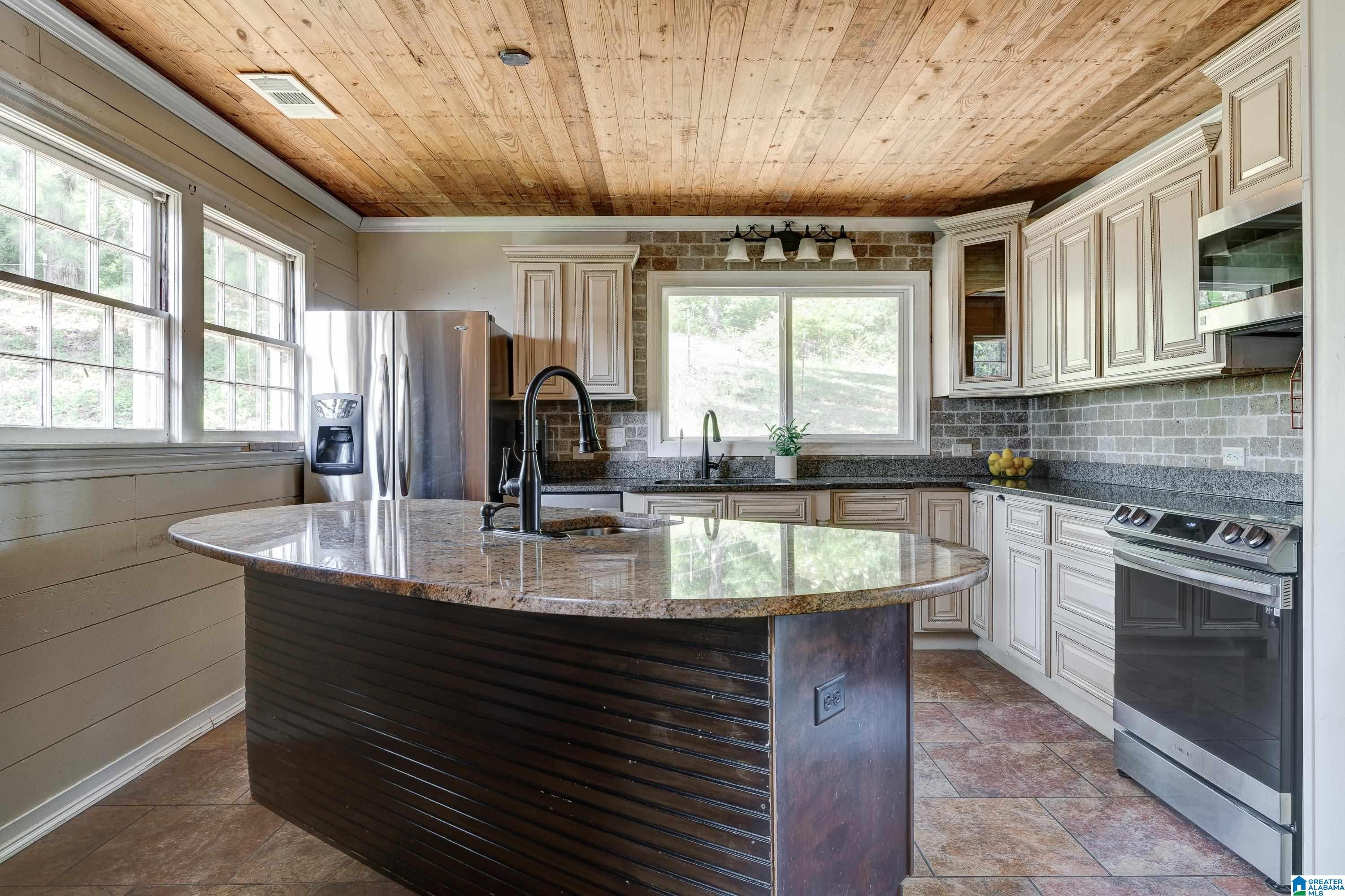 1034 Bob Glenn Road Morris, AL 35116 - Photo 13 of 60