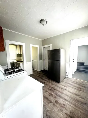 $2,700 | 738 Central Street, Unit 2, Lowell, MA 01852