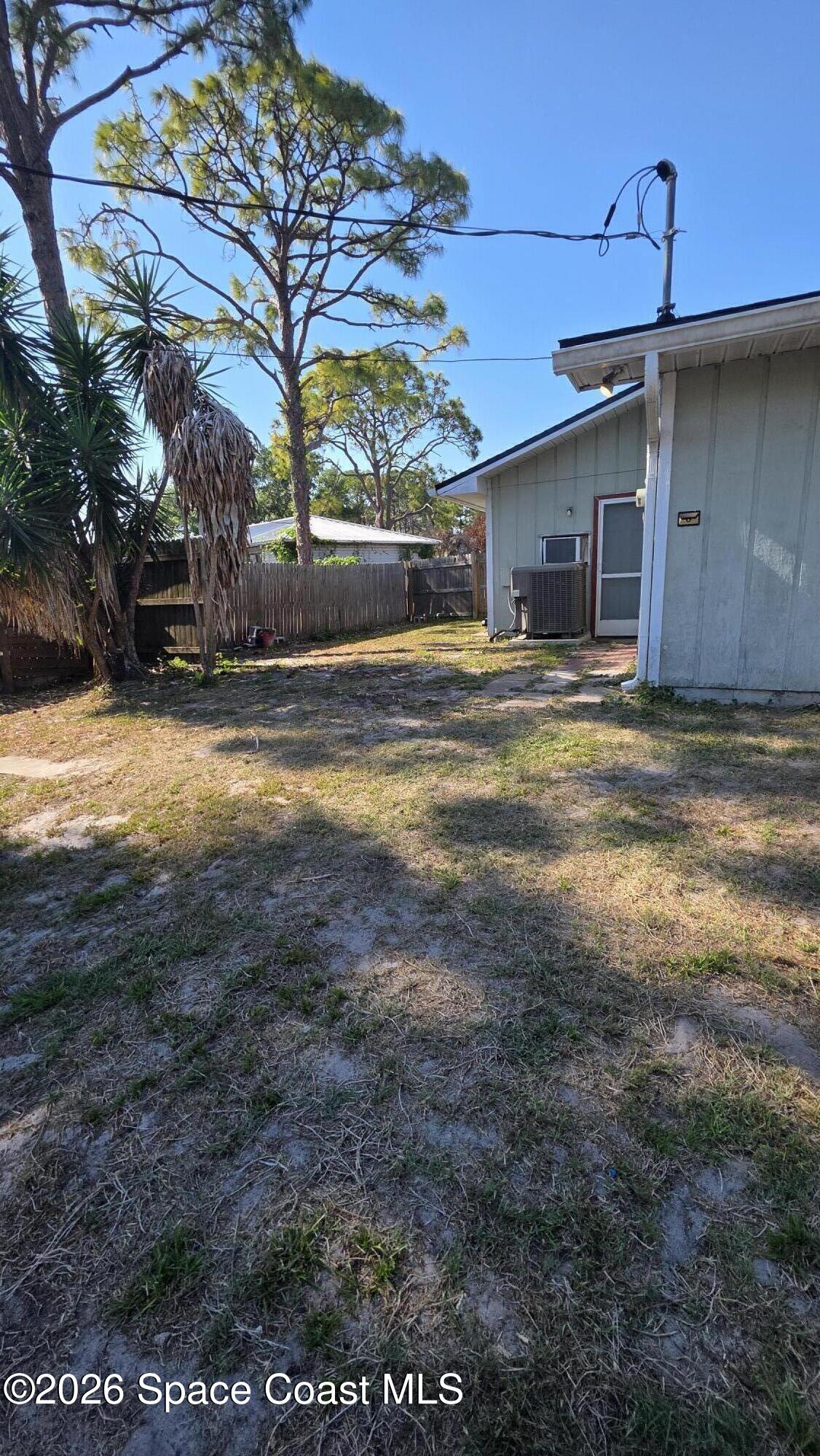 142 Tudor Road Southwest Palm Bay, FL 32908 - Photo 22 of 42 19708