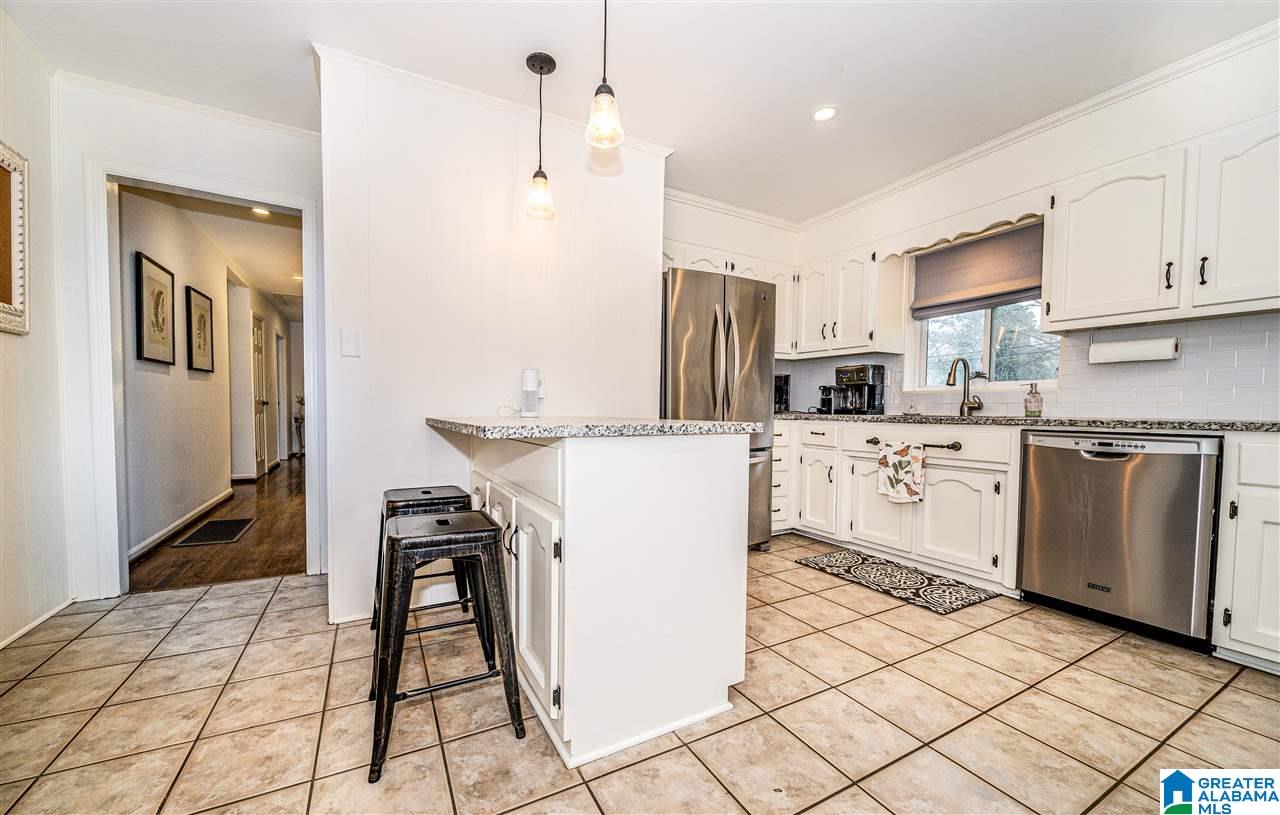 4233 Warren Road Birmingham, AL 35213 - Photo 12 of 23
