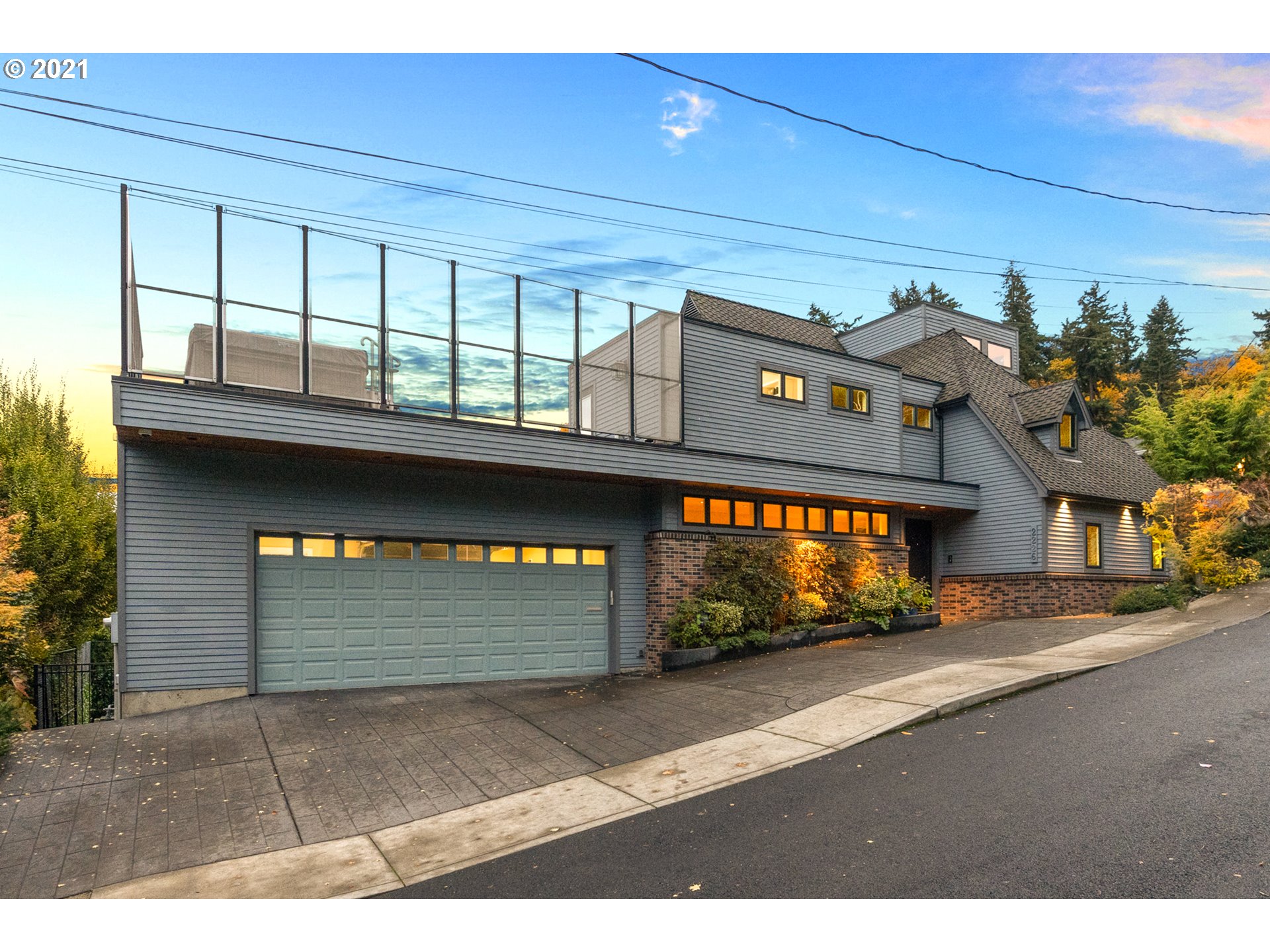 2226 Southwest 15th Avenue Portland, OR 97201 - Photo 3 of 31 Gallery Image 3