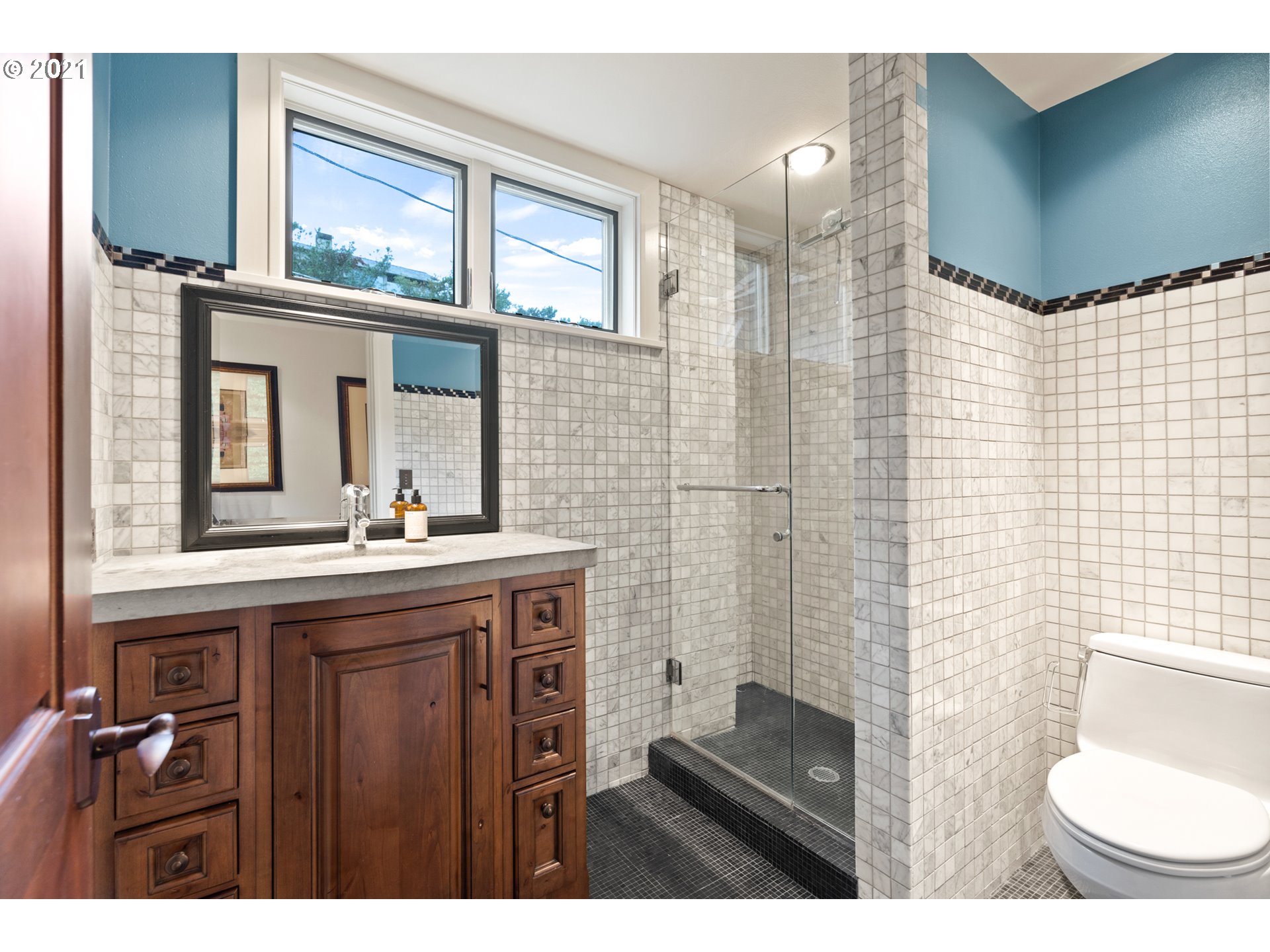 2226 Southwest 15th Avenue Portland, OR 97201 - Photo 23 of 31 Gallery Image 23