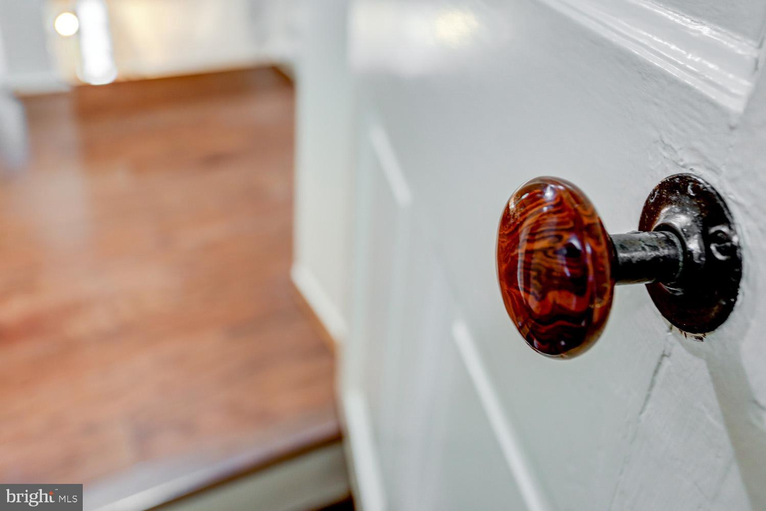 201 East Main Street Lititz, PA 17543 - Photo 54 of 78 Old-style Door Knob