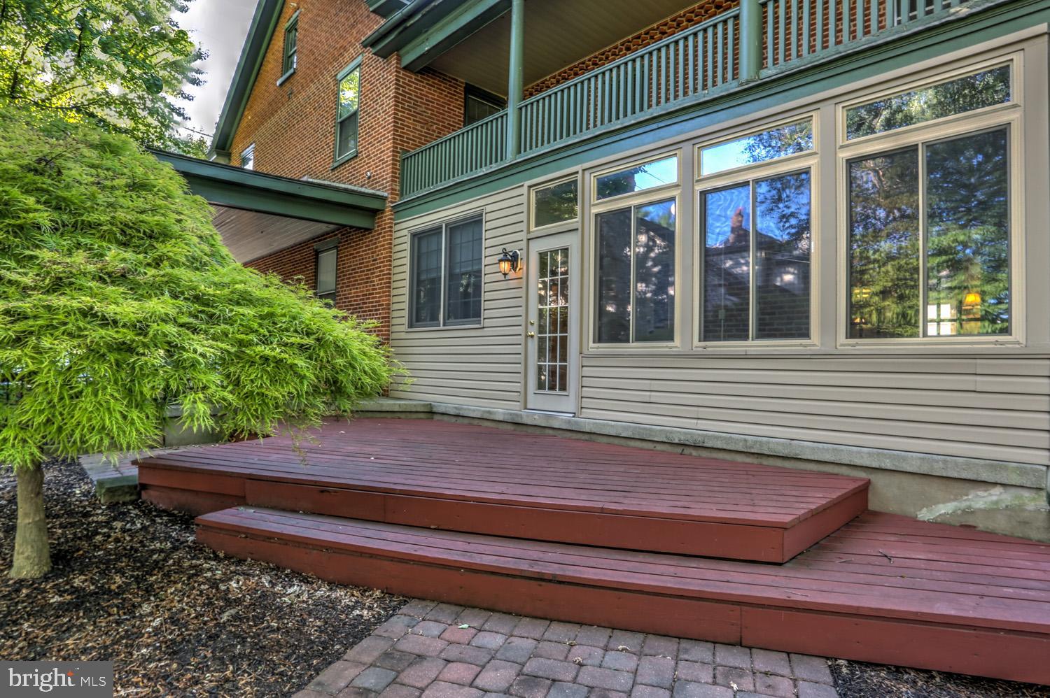 201 East Main Street Lititz, PA 17543 - Photo 63 of 78 2-layer Deck