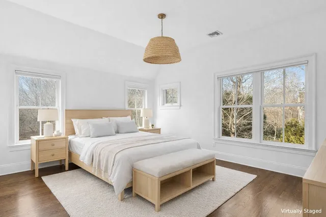 $4,495,000 | 162 Norris Lane, Bridgehampton, NY 11932