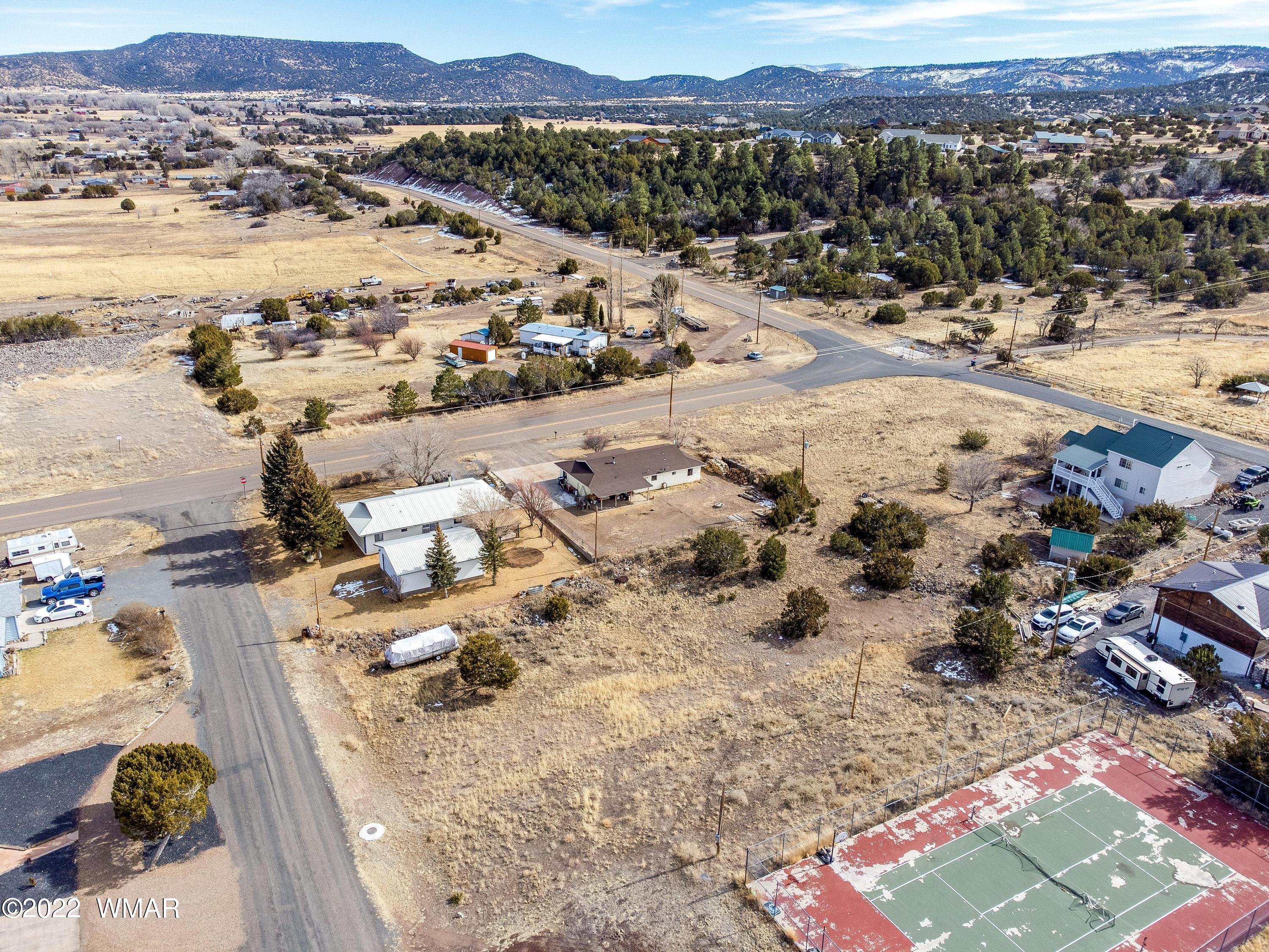 724 South School Bus Road Eagar, AZ 85925 - Photo 5 of 31
