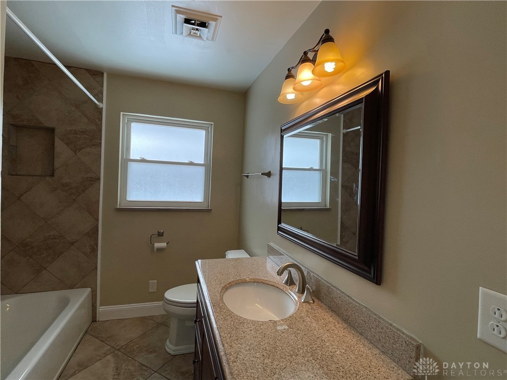5270 Marshall Road Centerville, OH 45429 - Photo 17 of 28