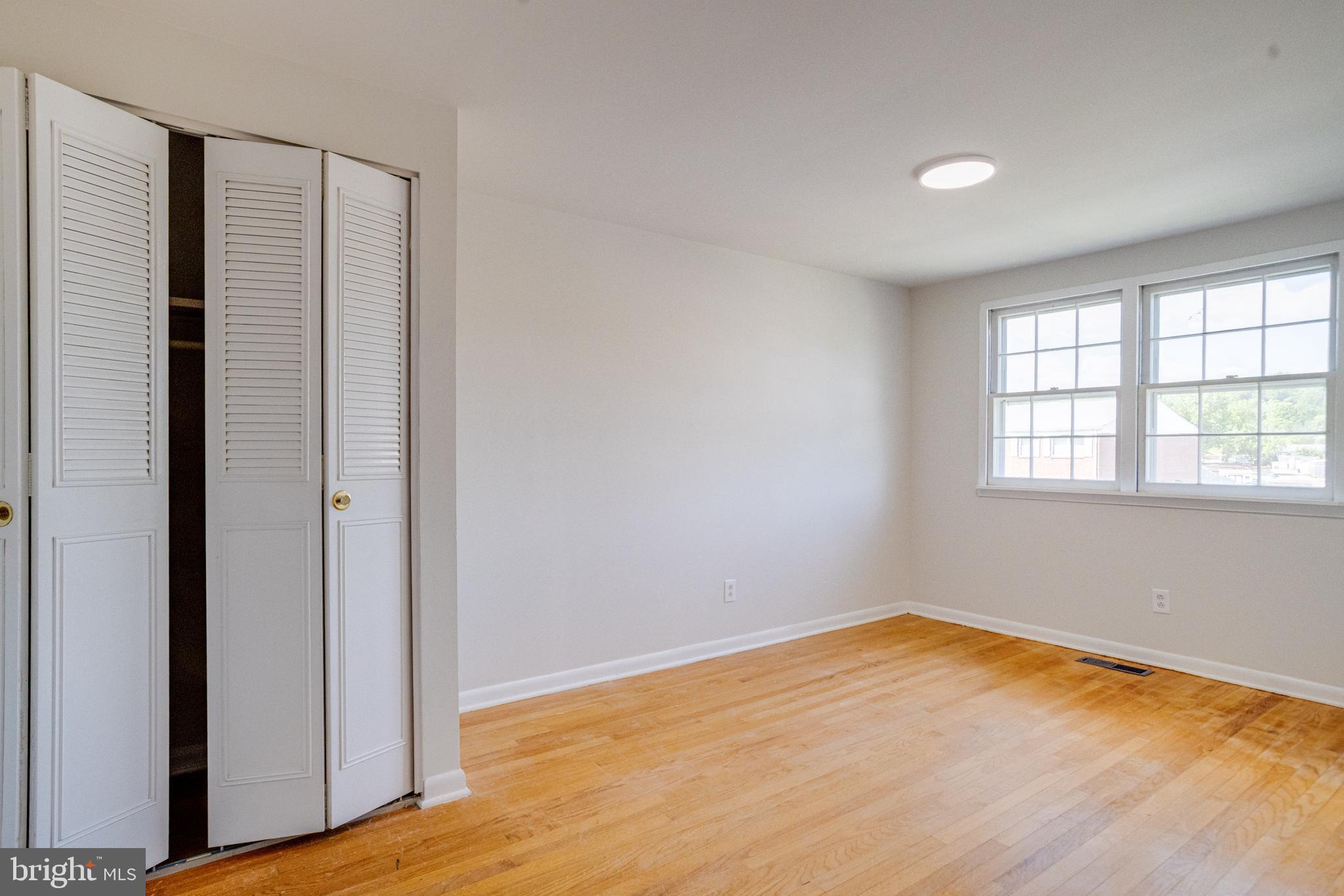 5611 Chelwynd Road Halethorpe, MD 21227 - Photo 28 of 35