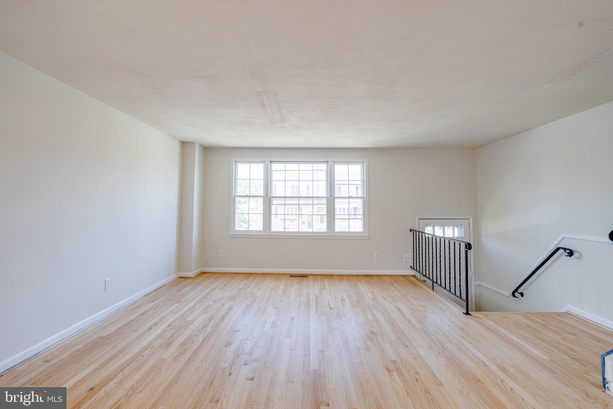 5611 Chelwynd Road Halethorpe, MD 21227 - Photo 6 of 35