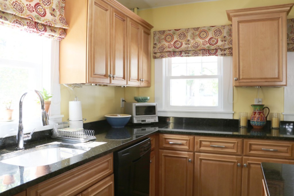 17 Maple Street Maynard, MA 01754 - Photo 9 of 23 Gallery Image 9