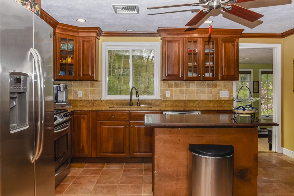 2 Alma Road Walpole, MA 02081 - Photo 11 of 27 Gallery Image 11