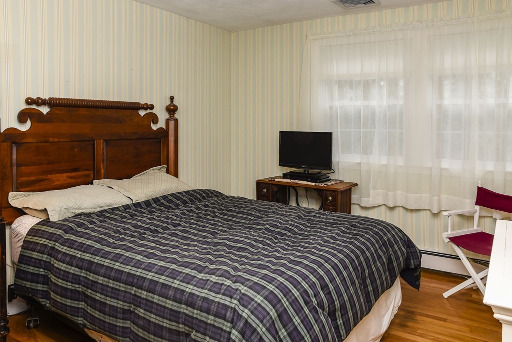 2 Alma Road Walpole, MA 02081 - Photo 14 of 27 Gallery Image 14