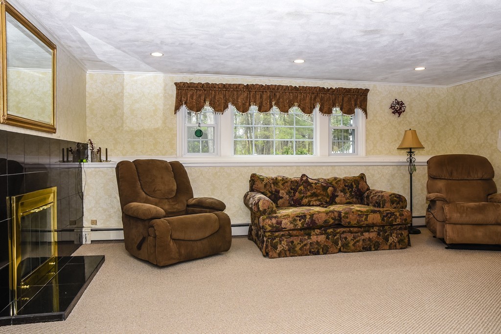 2 Alma Road Walpole, MA 02081 - Photo 20 of 27 Gallery Image 20