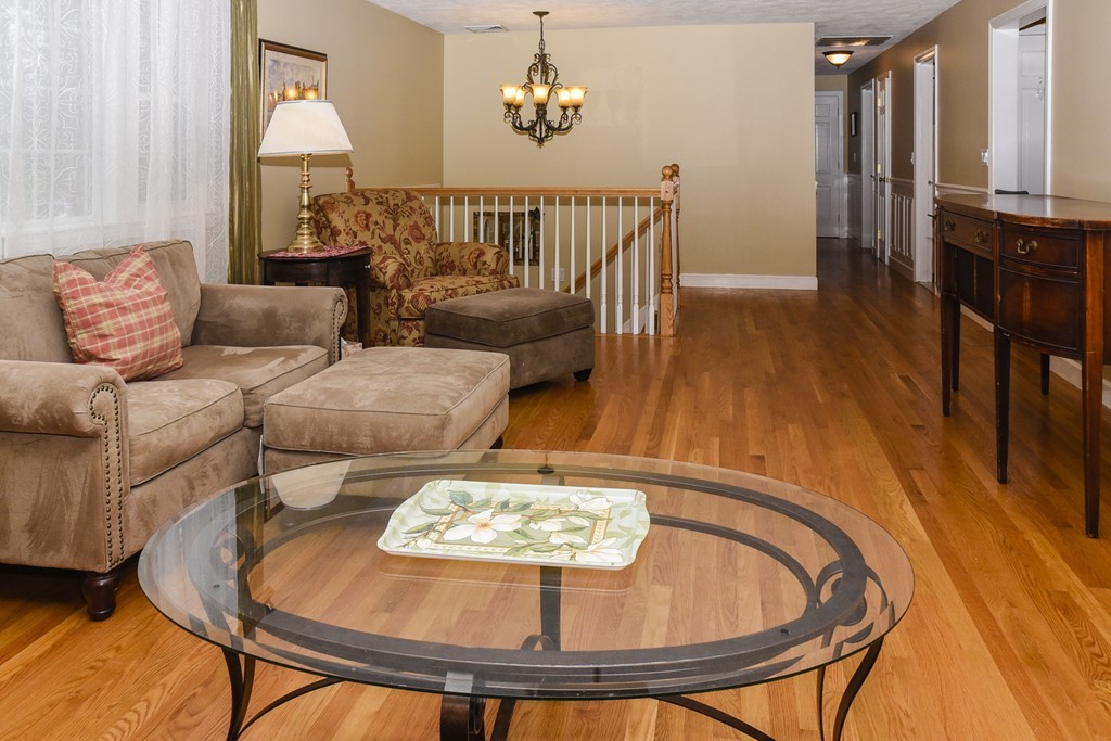 2 Alma Road Walpole, MA 02081 - Photo 6 of 27 Gallery Image 6