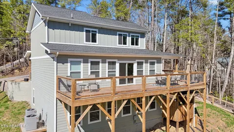 $835,000 | 330 Rainbow Circle, Townsend, TN 37882