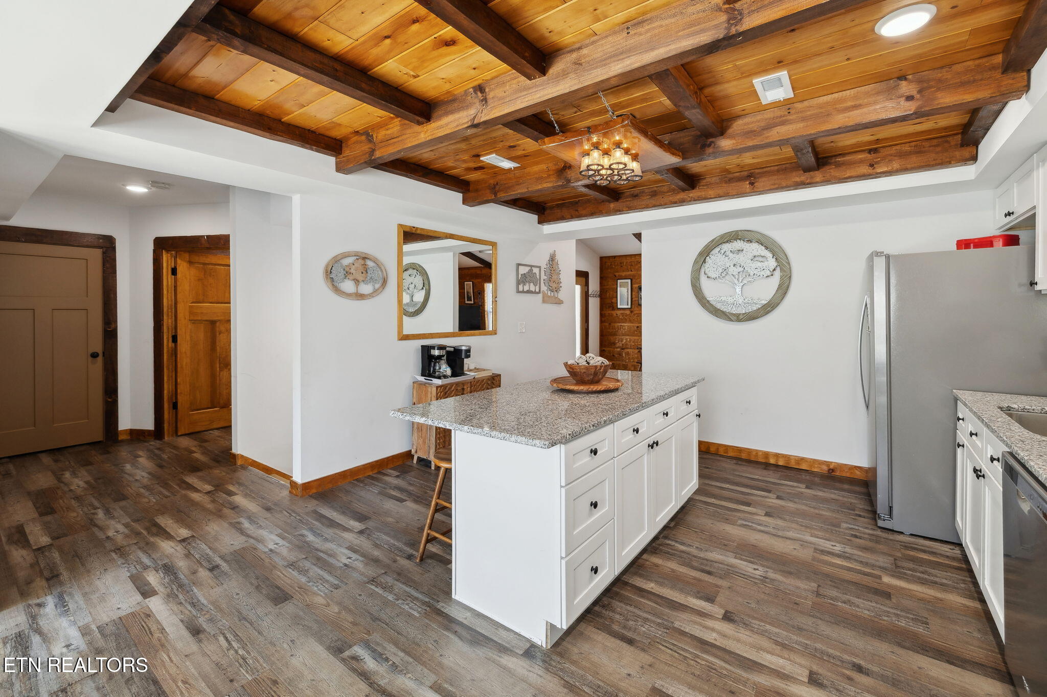 330 Rainbow Circle Townsend, TN 37882 - Photo 8 of 50 11-web-or-mls-330 Rainbow Cir - 008