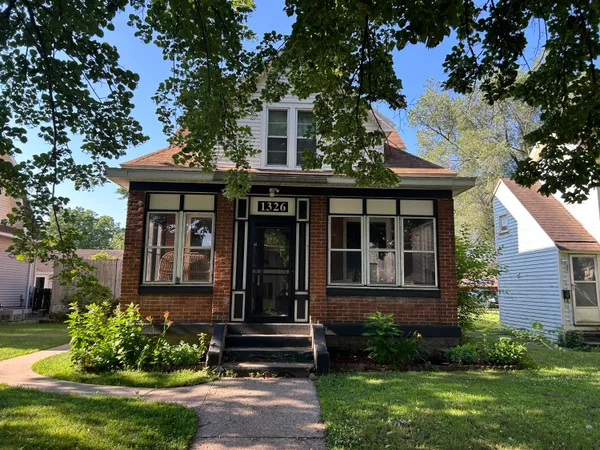 $265,000 | 1326 Adams Street, La Crosse, WI 54601