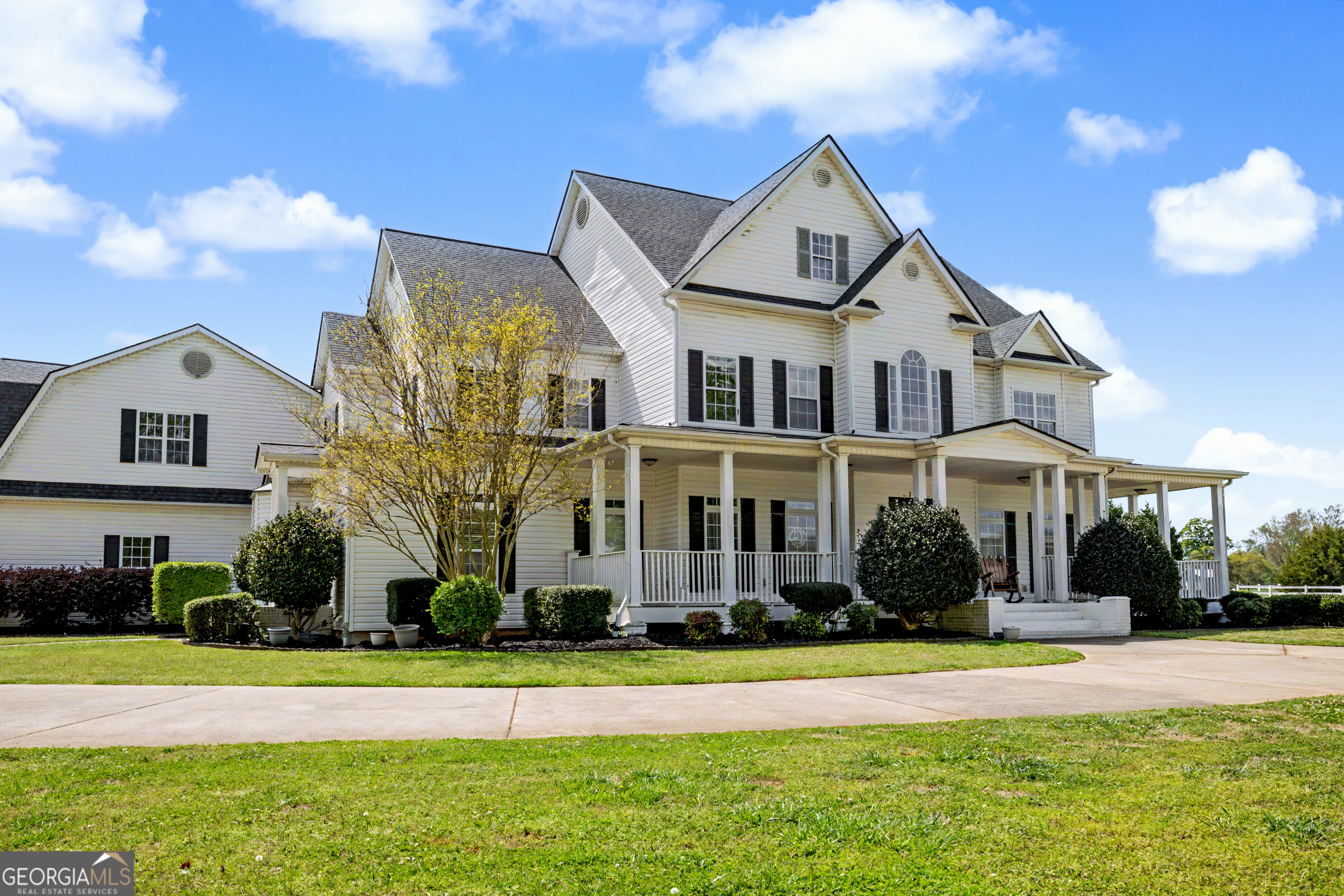 1815 Drew Allen Road Williamson, GA 30292 - Photo 3 of 98