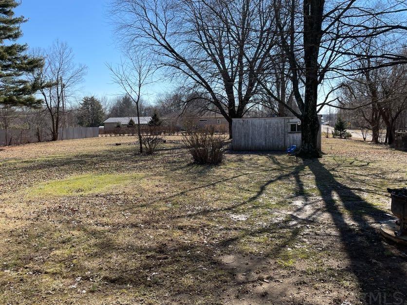 7233 Oak Grove Road Newburgh, IN 47630 - Photo 3 of 17 Gallery Image 3