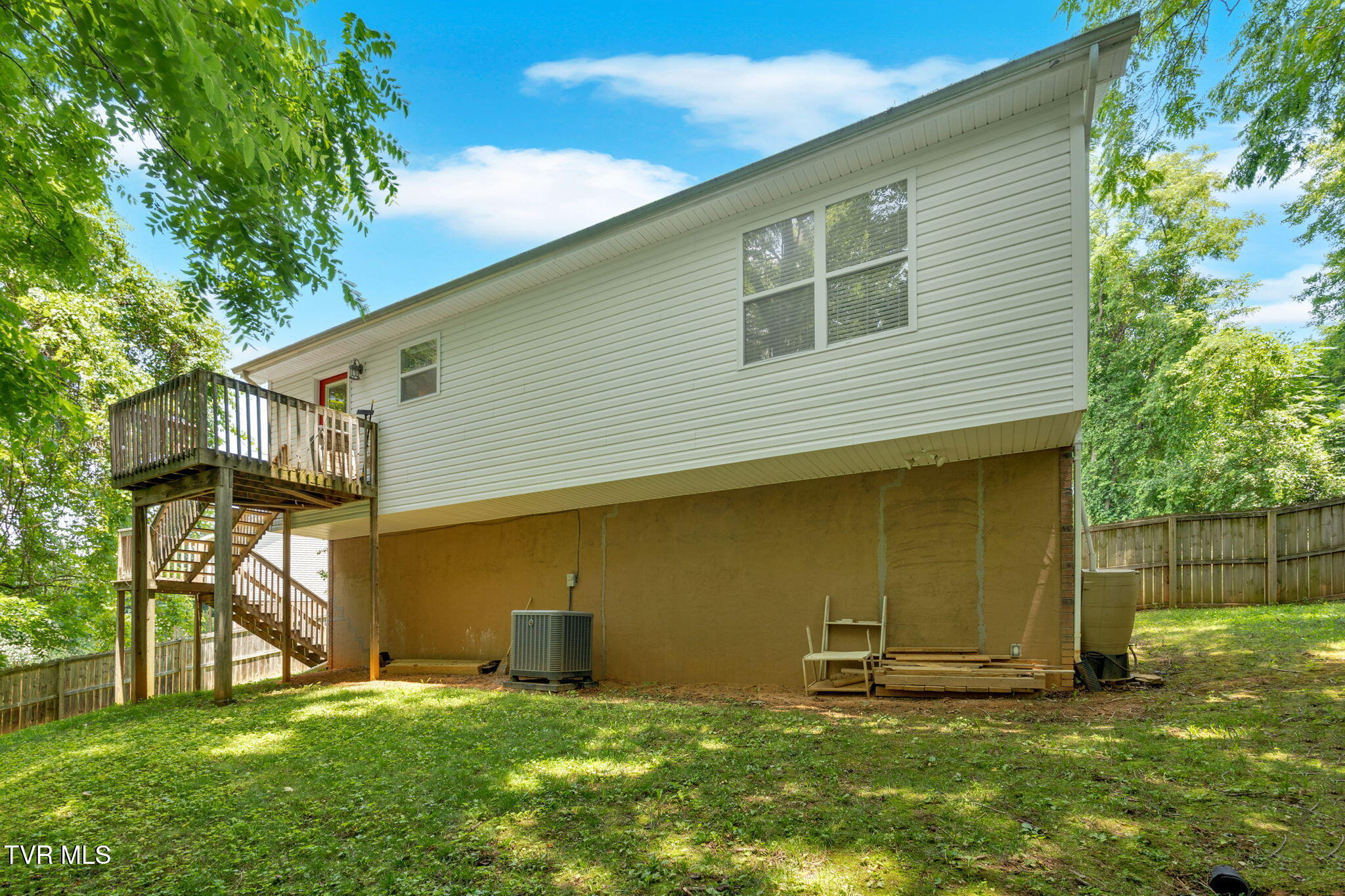 46 Taylor Ridge Court Johnson City, TN 37601 - Photo 19 of 19 large-0197a8c2-3a1a-70ba-85ab-2f7768219d
