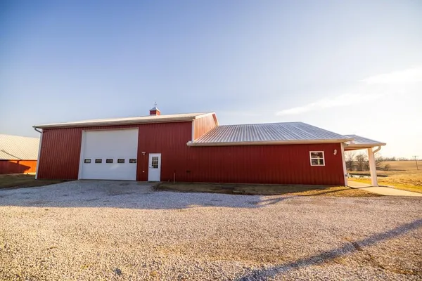 $595,000 | 32828 Zz Highway, Marceline, MO 64658