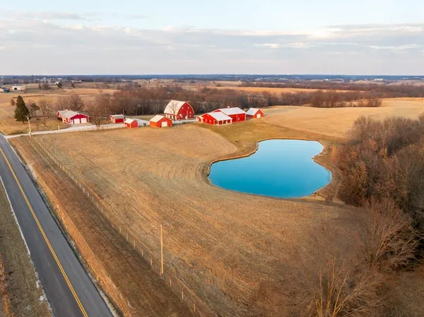 $595,000 | 32828 Zz Highway, Marceline, MO 64658