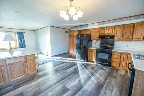 $595,000 | 32828 Zz Highway, Marceline, MO 64658