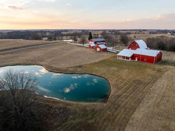 $595,000 | 32828 Zz Highway, Marceline, MO 64658