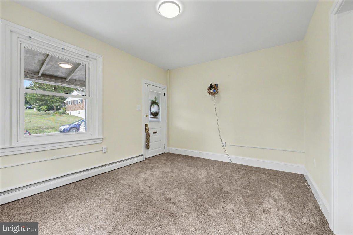 414 Fairview Street Pottstown, PA 19464 - Photo 14 of 40